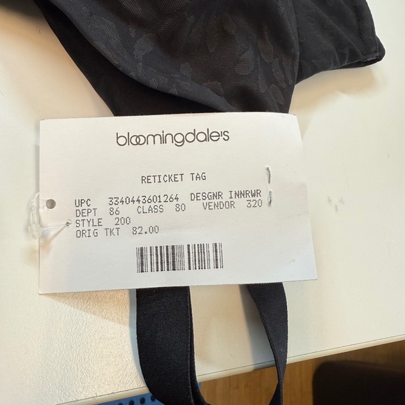 Chantelle Comfort Chic Back Shaping Minimizer Bra Black 38DDDD - Picture 7 of 8